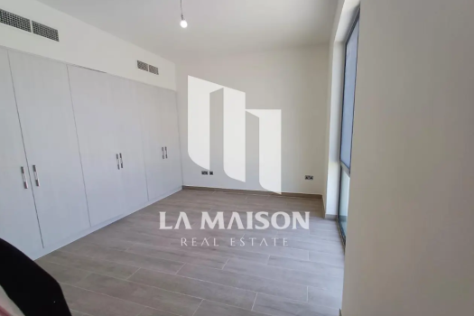 Single Row 2BR | Luxury Living | Prime Location