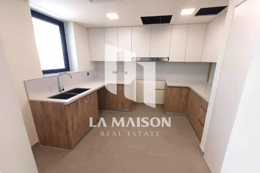 Single Row 2BR | Luxury Living | Prime Location