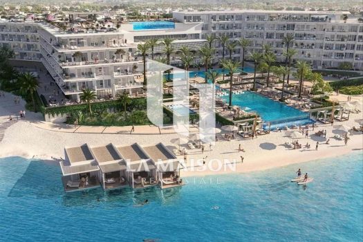 Maldivian Lifestyle | Private Beach Access  | Spacious