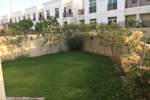 Corner 2BR TH | Spacious Unit | Big Private Garden