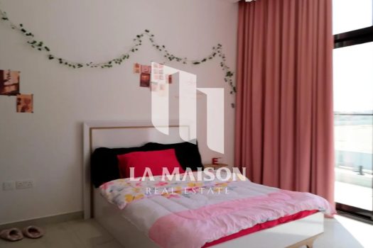 High Ceiling | Luxurious Living 5BR | Single Row